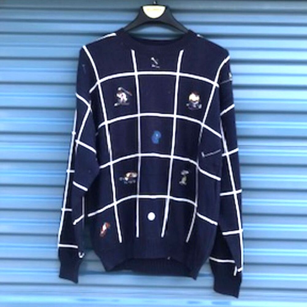 Size: Extra Large {46-48} Tasmanian Devil Long Sleeve Sweater  Warner Bros . New